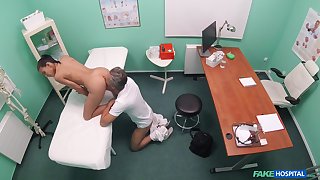 Sweetheart taped when the doctor hindering her pussy right